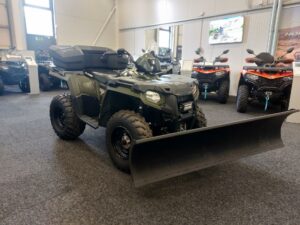 Polaris Sportsman 570 ** KAHVANLÄMMITTIMET / PUSKULEVY 170CM / TAKABOKSI **