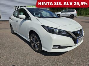 Nissan Leaf 62KWh // SIS ALV // LÄMMITETTÄVÄ OHJAUSPYÖRÄ // PERUUTUSKAMERA