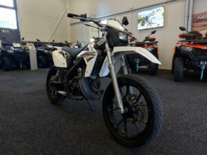 Drac Supermoto SM R LOW ** Käsiraha ja korko alk. 0% **
