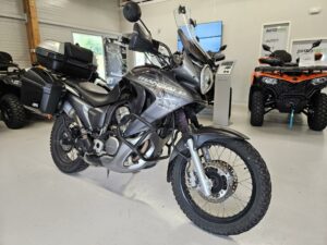 Honda XL 700 v Transalp