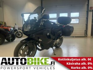 BMW F 800 GT ** Laukkusarja / Huoltokirja / Vähän Ajettu **