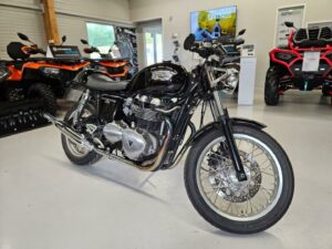 Triumph Thruxton 900