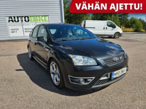 Ford Focus ST // RECARO // JUURI KATSASTETTU