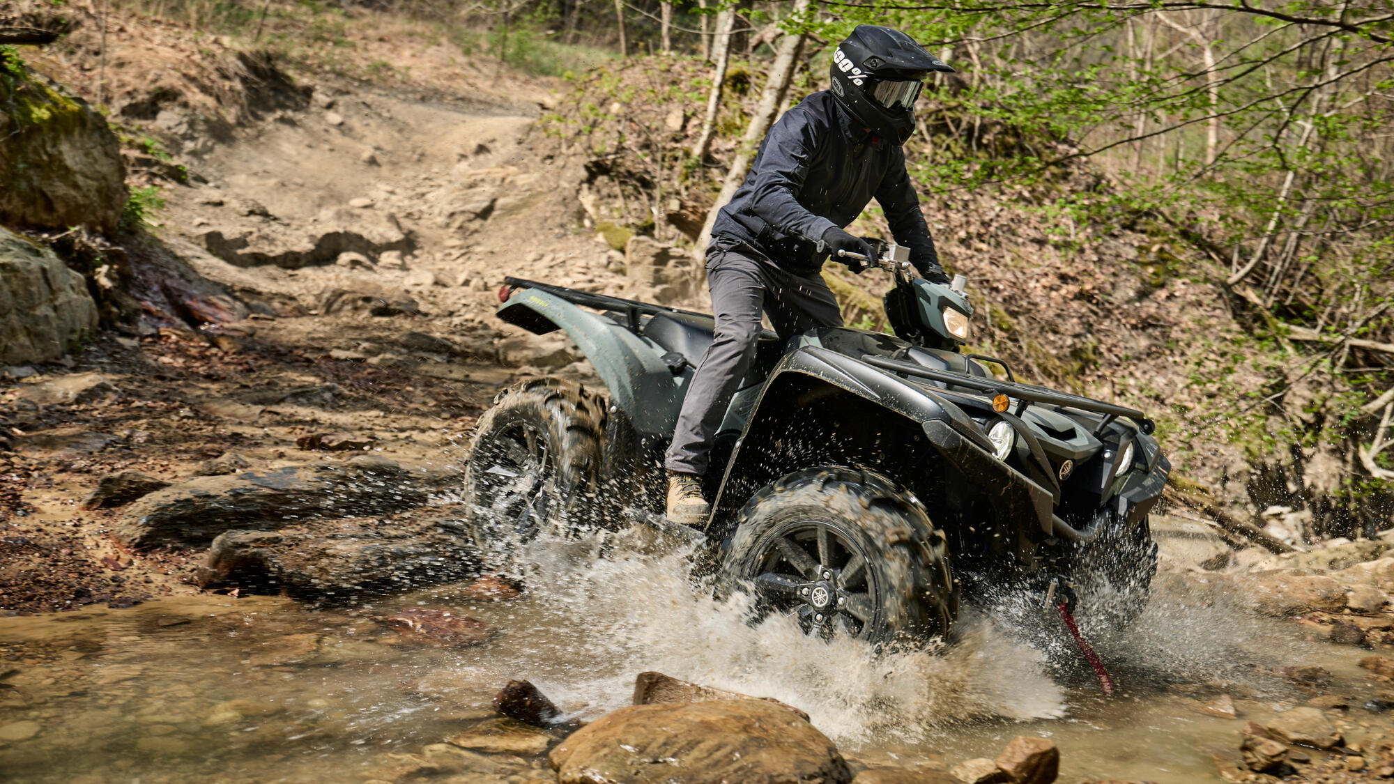 2026-Yamaha-YFM700FWAD-X-EU-Moss_Grey___Tactical_Black-Action-009-03 - AutoBike - AutoBike