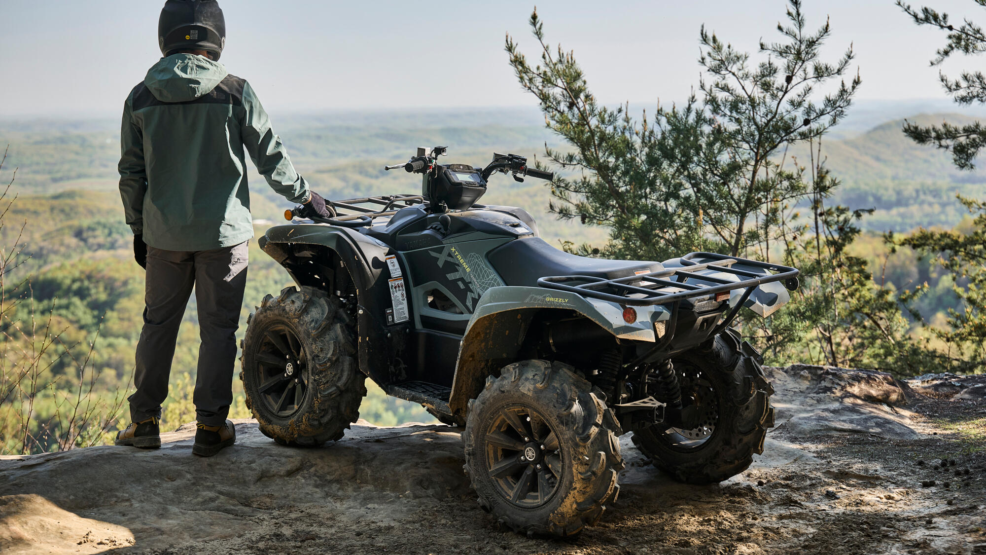 2026-Yamaha-YFM700FWAD-X-EU-Moss_Grey___Tactical_Black-Static-002-03 - AutoBike - AutoBike