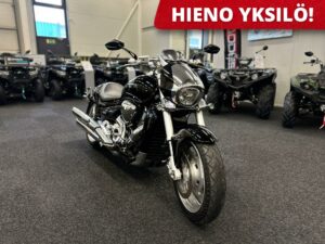 Suzuki VZR M1800R Intruder