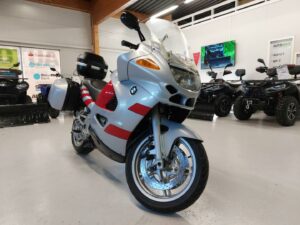 BMW K 1200 RS ** HYVÄT RENKAAT // 3 X LAUKUT // 2 X AVAIMET **