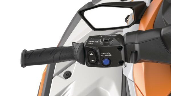 2026-Yamaha-JETBLASTERLTD-EU-NA-Detail-005-03 - AutoBike - AutoBike