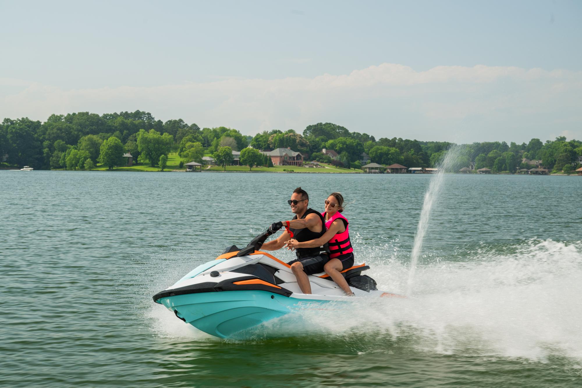 2026-Yamaha-JETBLASTERLTD-EU-White___Mint-Action-003-03 - AutoBike - AutoBike