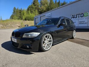 BMW 335 M-sport // Individual // Alustasarja // Erikoisvanteet
