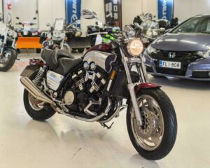 Yamaha VMX 1200 V-Max