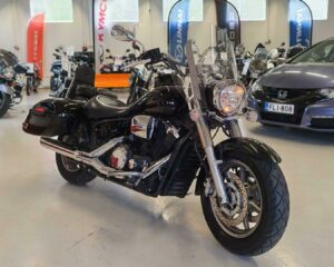 Yamaha XVS 1300 A Midnight Star // KOTIINKULJETUS ALK 0€