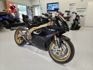 Aprilia RSV 1000 R Factory