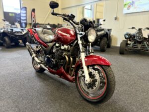 Kawasaki ZR-7