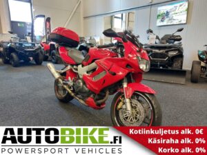 Honda VTR 1000 F FireStorm ** Kahvanlämmittimet / Devil äänenvaimentimet / takaboksi **