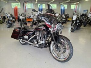 Harley-Davidson Touring FLHTI Electra Glide Standard