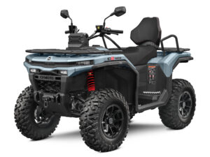 CFMOTO C5 pitkä malli kuvattuna etuviistosta