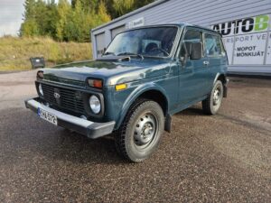 Lada Niva 1.7 4x4 / Vetokoukku / Juuri katsastettu