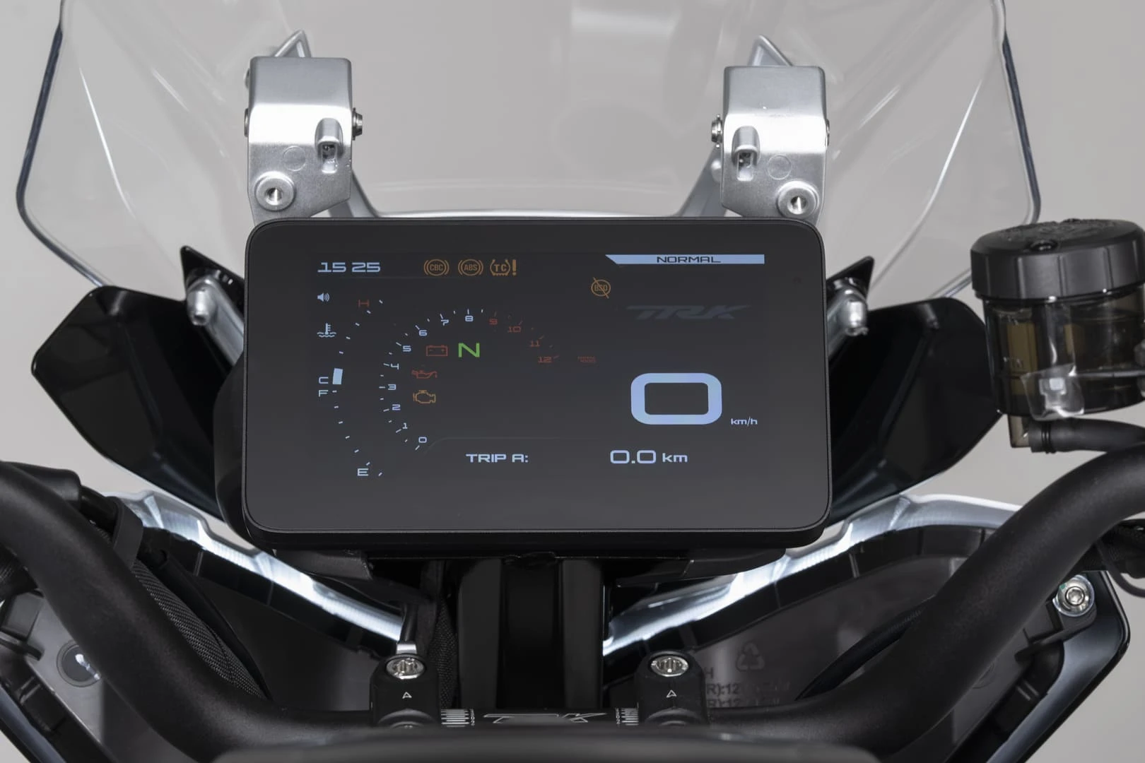 trk902stradale_20 - AutoBike Digital motorcycle dashboard showing speed 0 km/h, gear in N, trip A: 0.0 km (front cockpit view) - AutoBike
